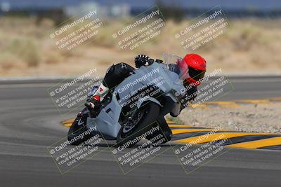 media/Sep-11-2022-SoCal Trackdays (Sun) [[81b7e951af]]/Turn 16 (945am)/